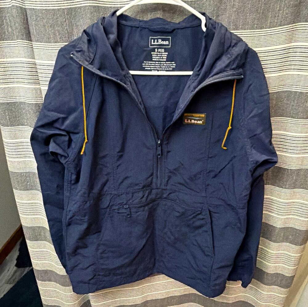 L.L.Bean Mountain Classic Anorak Men’s Small Navy Hooded Packable Windbreaker